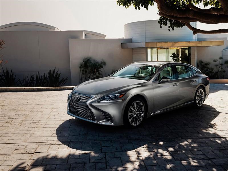 Lexus LS 2018