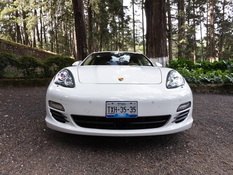 Porsche Panamera S Hybrid 2012