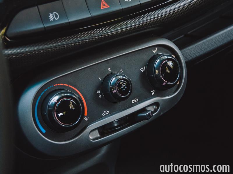 FIAT Uno Sporting 2016