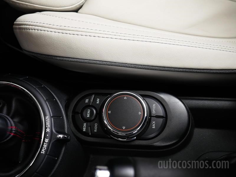 MINI John Cooper Works Convertible 2017