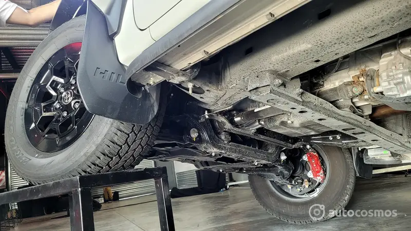 Nueva Toyota Hilux GR Sport IV