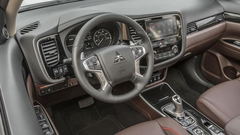 Mitsubishi Outlander PHEV 2019