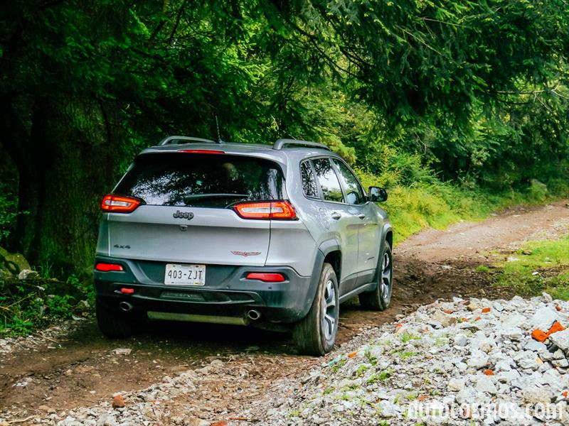 Jeep Cherokee Trailhawk 2015