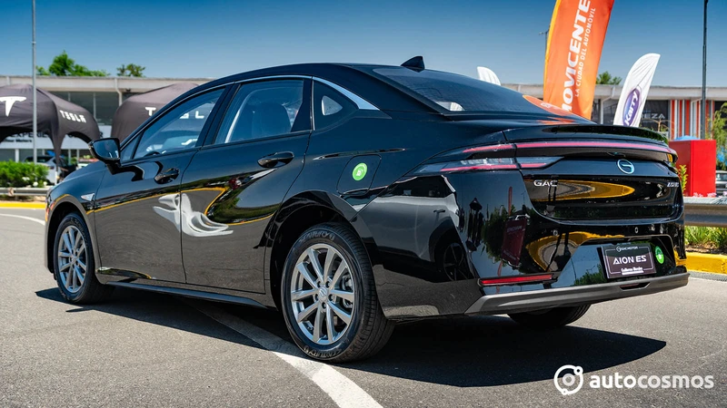 GAC Aion ES en Chile