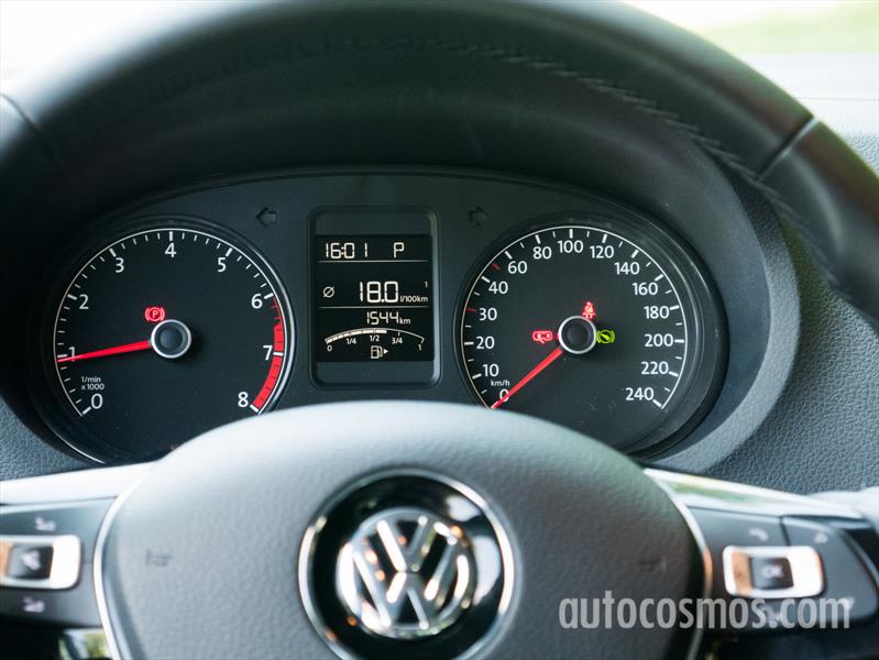 Volkswagen Polo Sedán a prueba