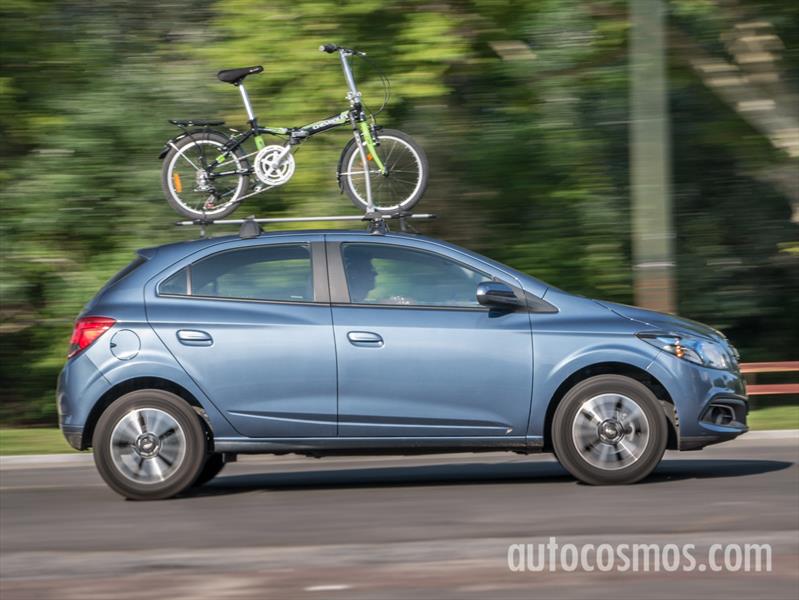 Chevrolet Onix AT + Bicicleta plegable Chevrolet