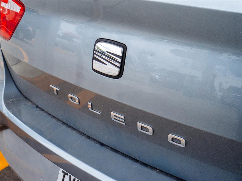 Prueba de consumo en ciudad SEAT Toledo 2014