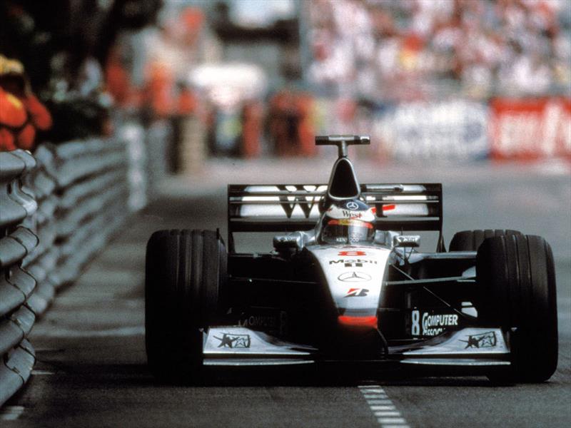 McLaren celebra 50 años en la competición