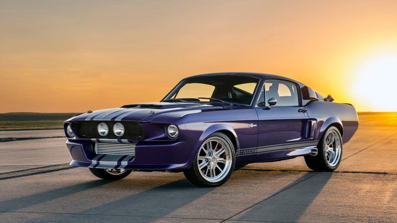 Blurple Shelby GT500CR por Classic Recreations