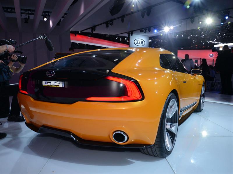 Kia GT4 Stinger Concept