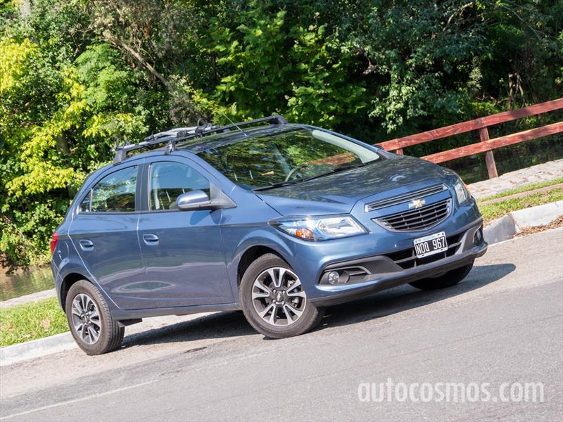 Chevrolet Onix AT + Bicicleta plegable Chevrolet