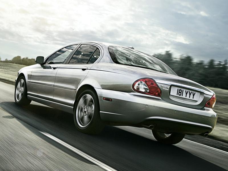 6.- Jaguar X type