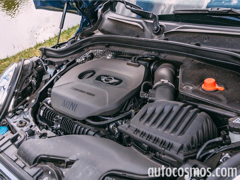 MINI Cooper S 5 puertas 2015