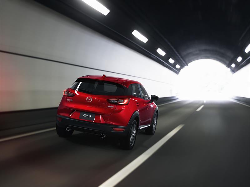 Mazda CX-3 2016 se presenta