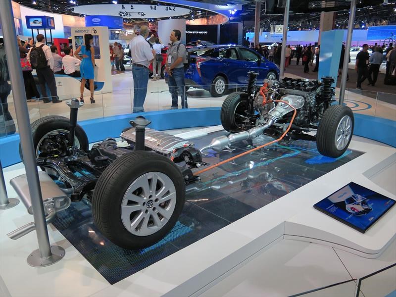 Toyota en el Salón de San Pablo 2016