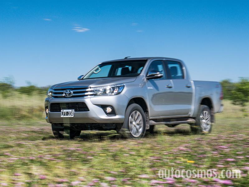 Nueva Toyota Hilux a prueba