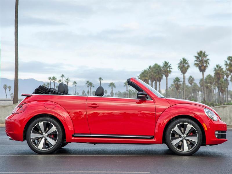 Top 10: Volkswagen Beetle Cabrio 2013