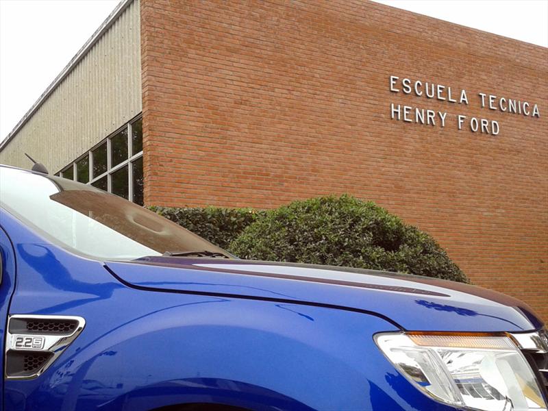 Ford Pacheco cumple 50 años