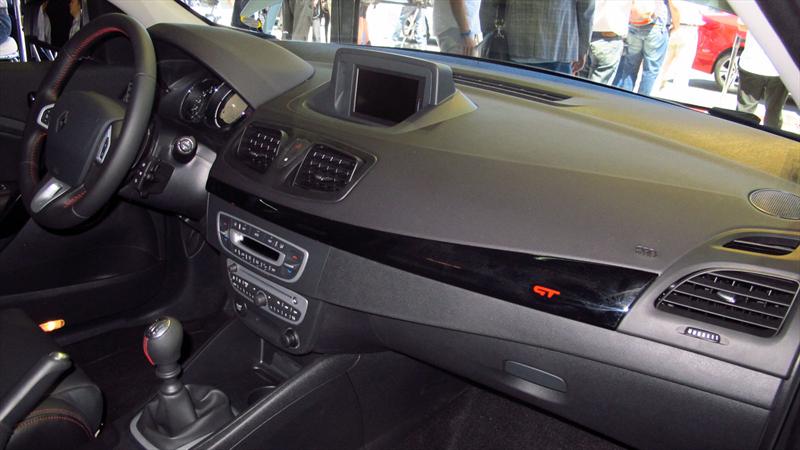 Renault Fluence GT se presenta en Argentina