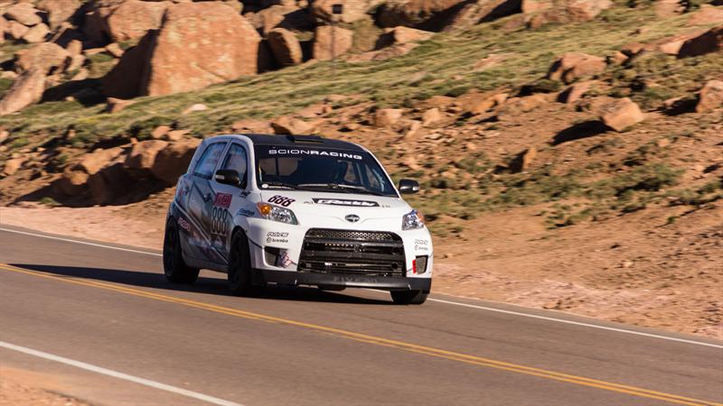 Pikes Peak International Hill Climb 2013