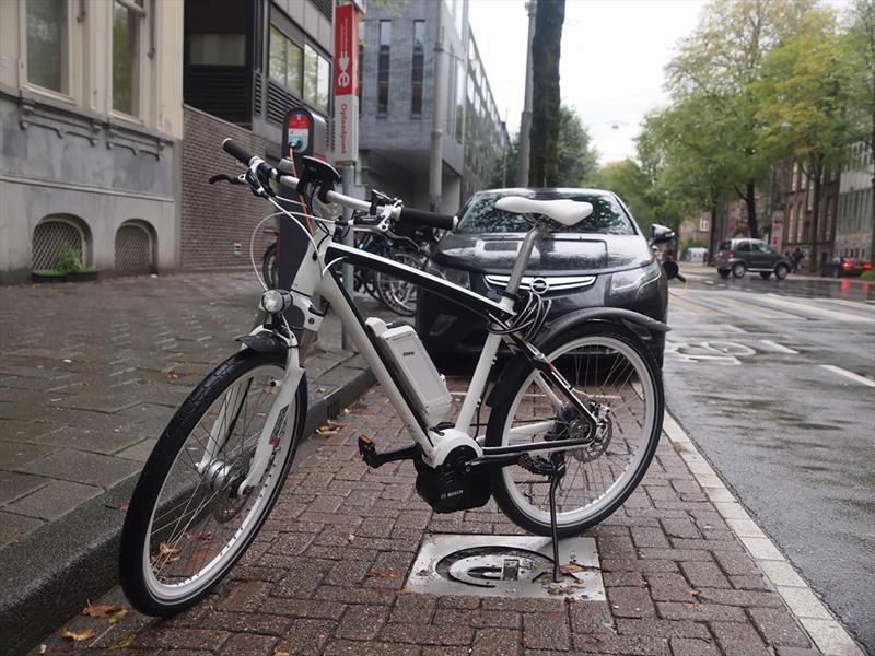 BMW Cruise e-bike 2014