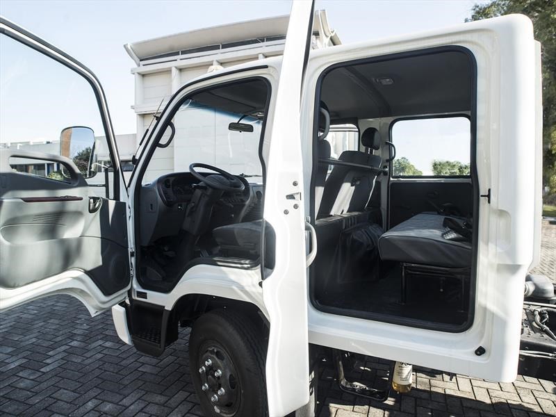 Hyundai HD65 doble cabina
