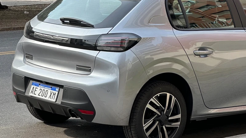Fotos espía nuevo Peugeot 208 hecho en Argentina