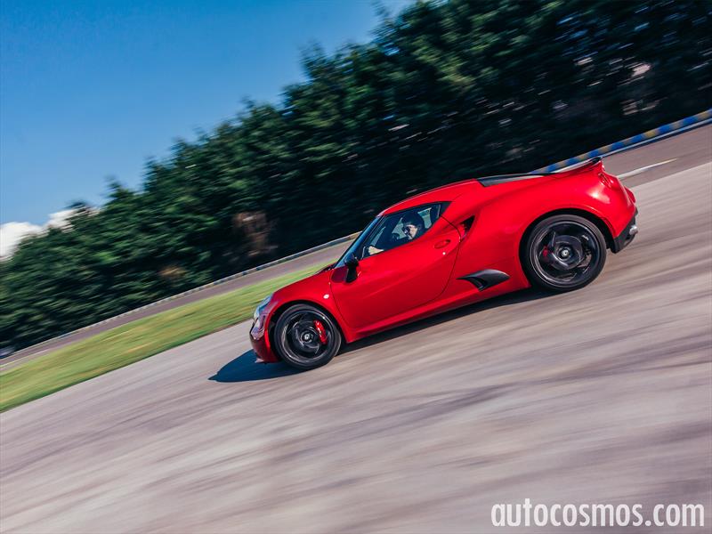Alfa Romeo 4C 2015