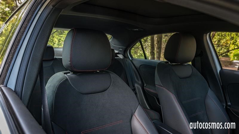 Prueba Mercedes Benz Clase A Sedán