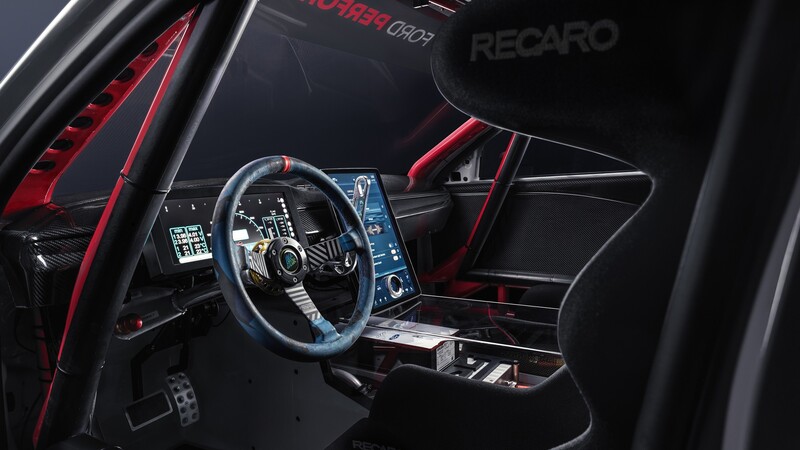 Ford Mustang Mach-E 1400