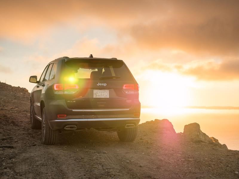 Jeep Grand Cherokee Summit 2017