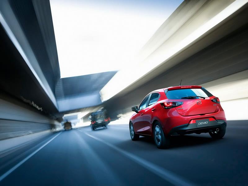 Mazda2 2016