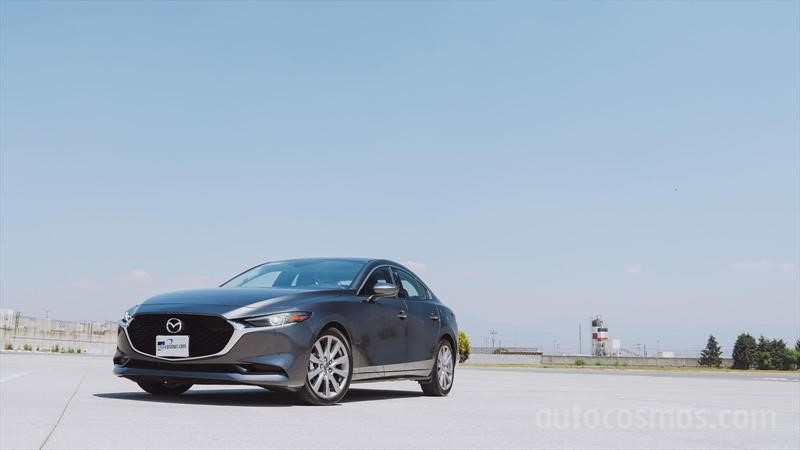Mazda3 Sedán vs Mazda3 Hatchback
