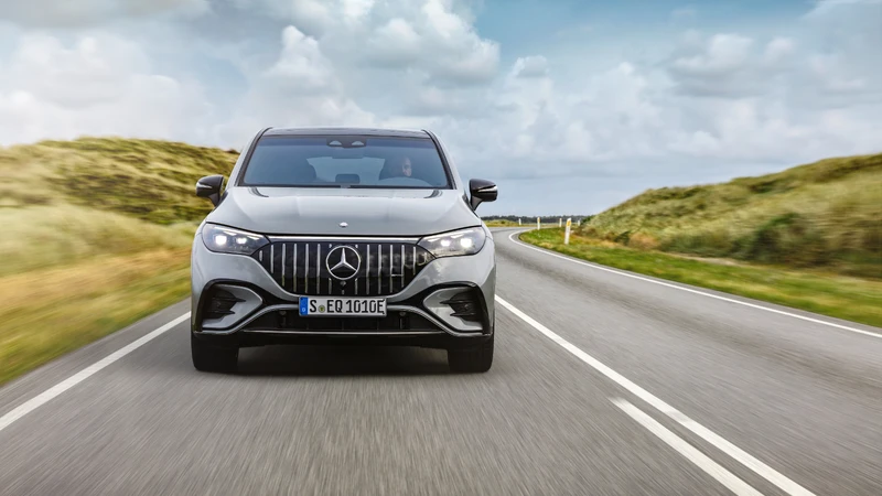 Mercedes-AMG EQE SUV