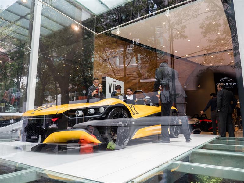 Showroom VUHL Automotive Ciudad de México