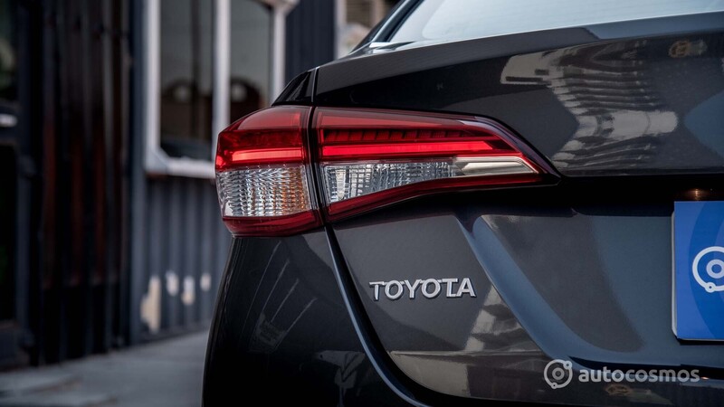 Toyota Yaris Sedán 2021 a prueba