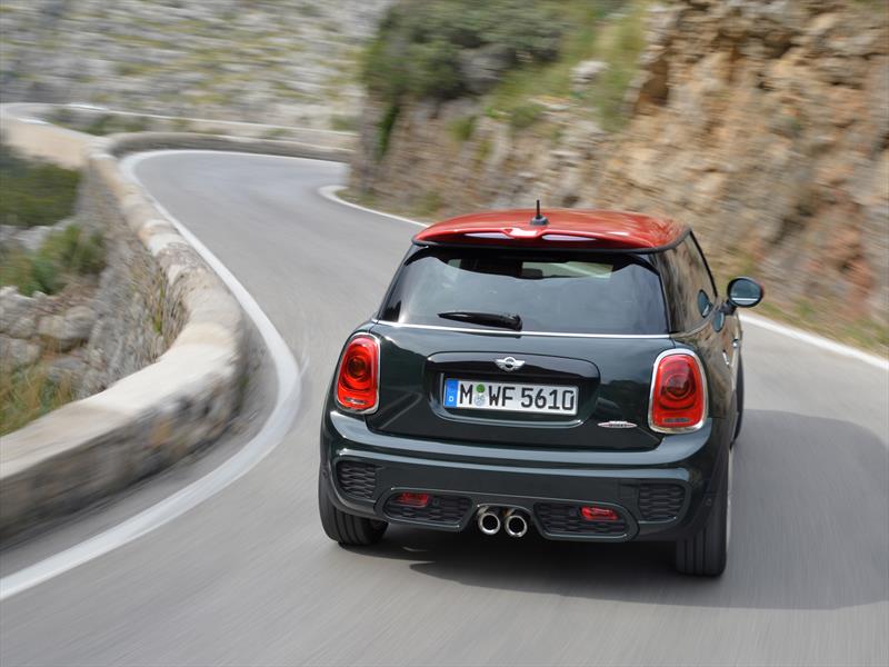 MINI John Cooper Works 2016