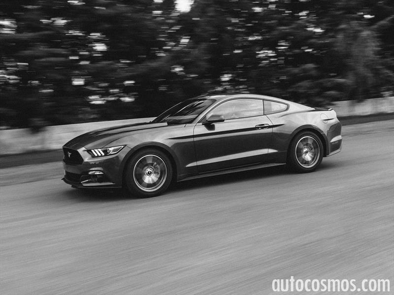 Ford Mustang EcoBoost 2016