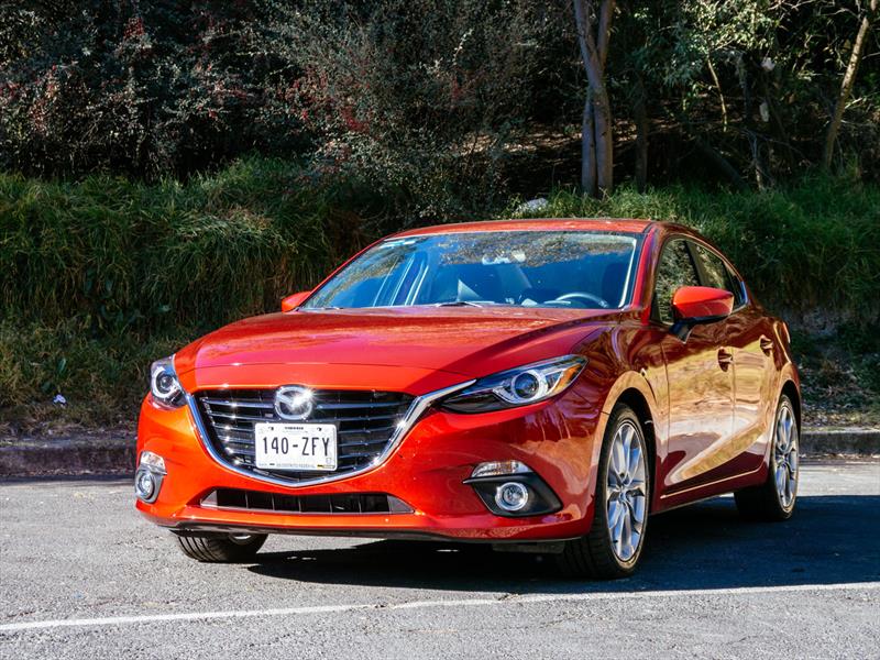  Mazda3 sedán 2014 a prueba