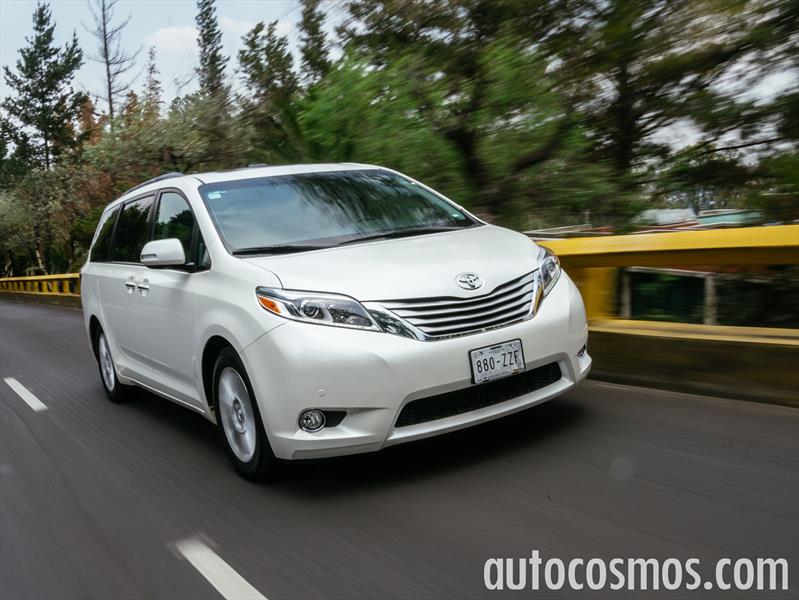 Toyota Sienna 2015