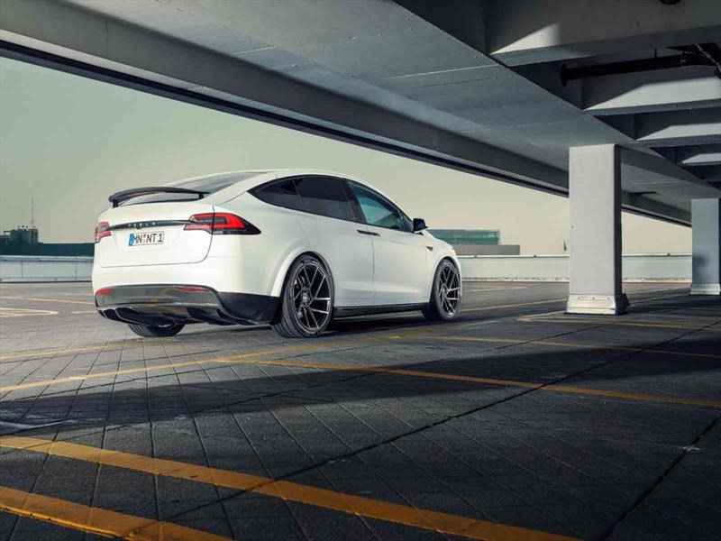 Tesla Model X por Novitec