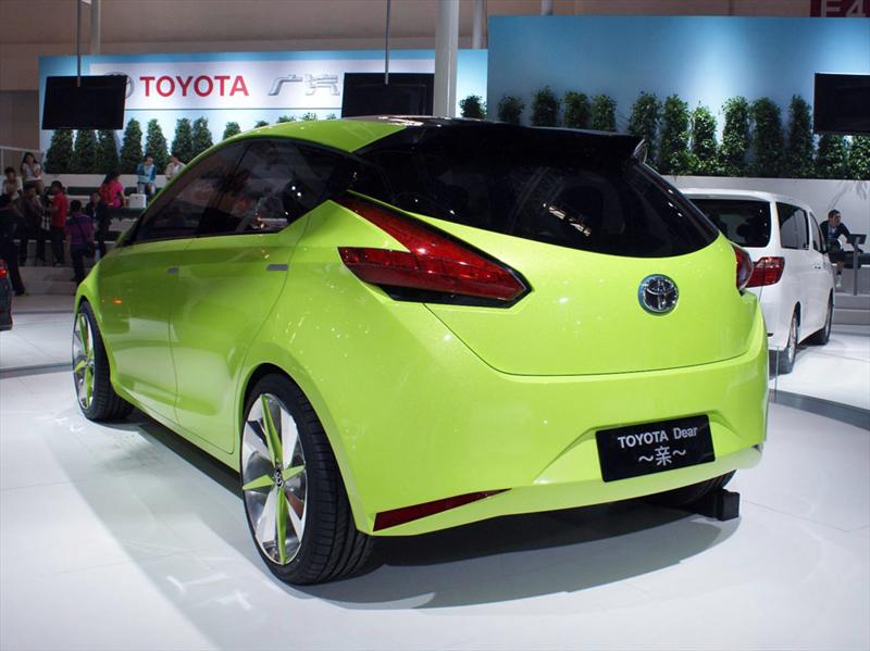 Toyota Dear Qin concepts debutan en Beijing 2012