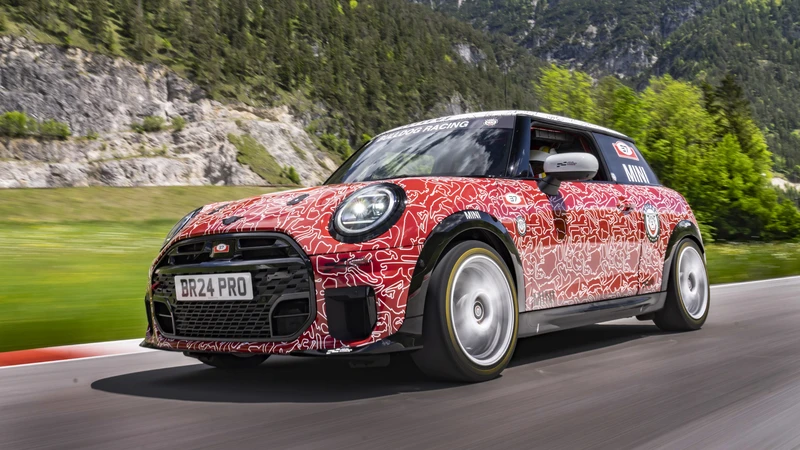 Mini John Cooper Works debutará en Nürburgring