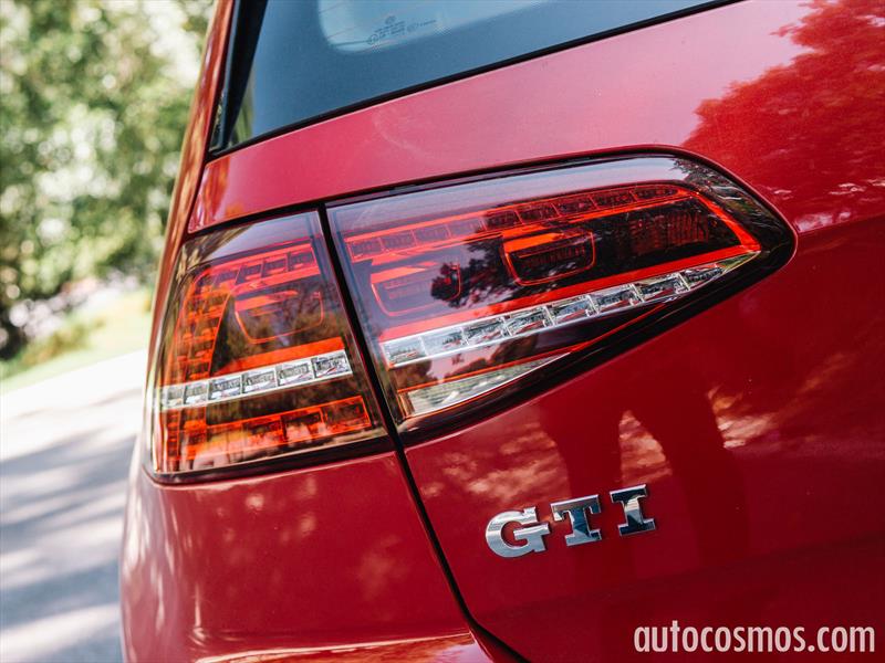 MINI Cooper S VS SEAT Leon CUPRA VS Volkswagen GTI