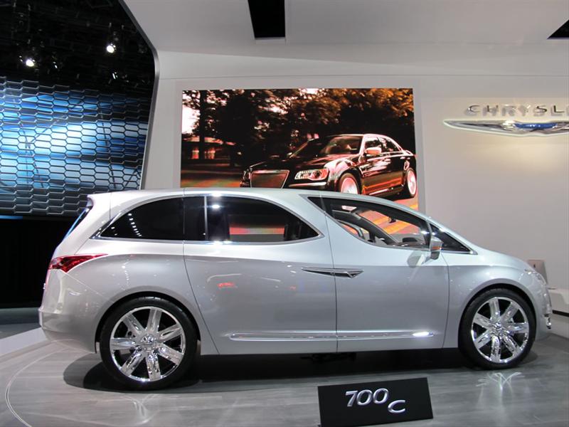 Chrysler 700 C Concept en el Salón de Detroit 2012
