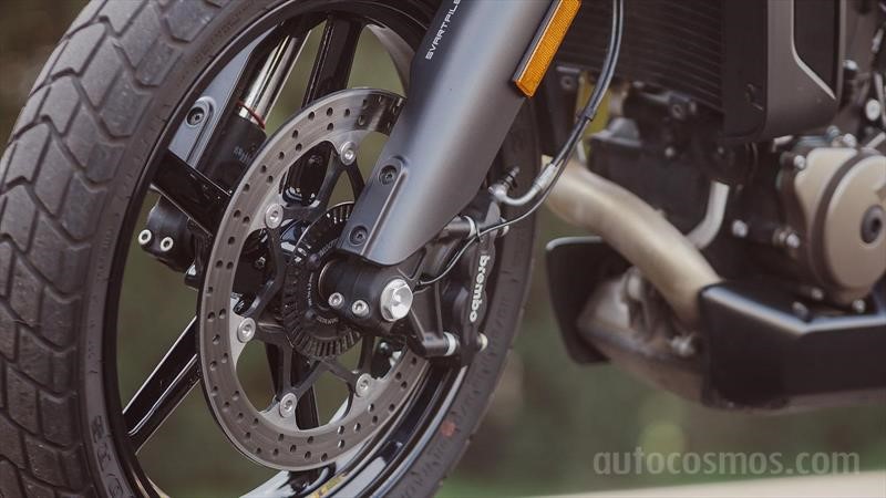 Husqvarna Svartpilen 701