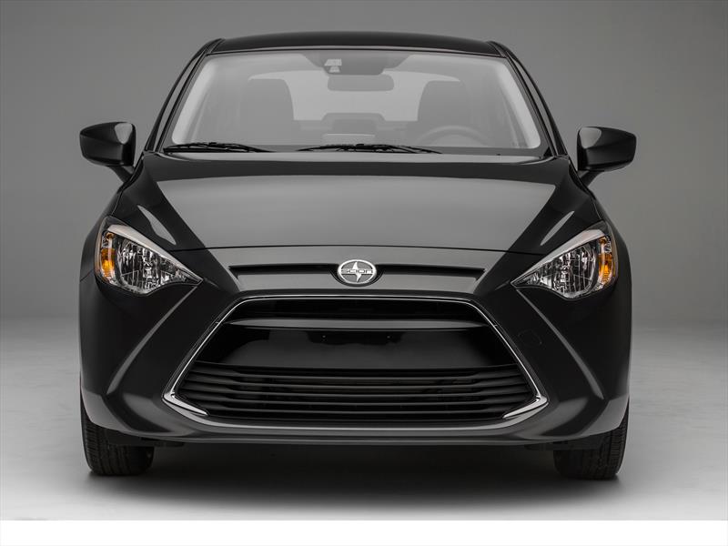 Scion iA 2016