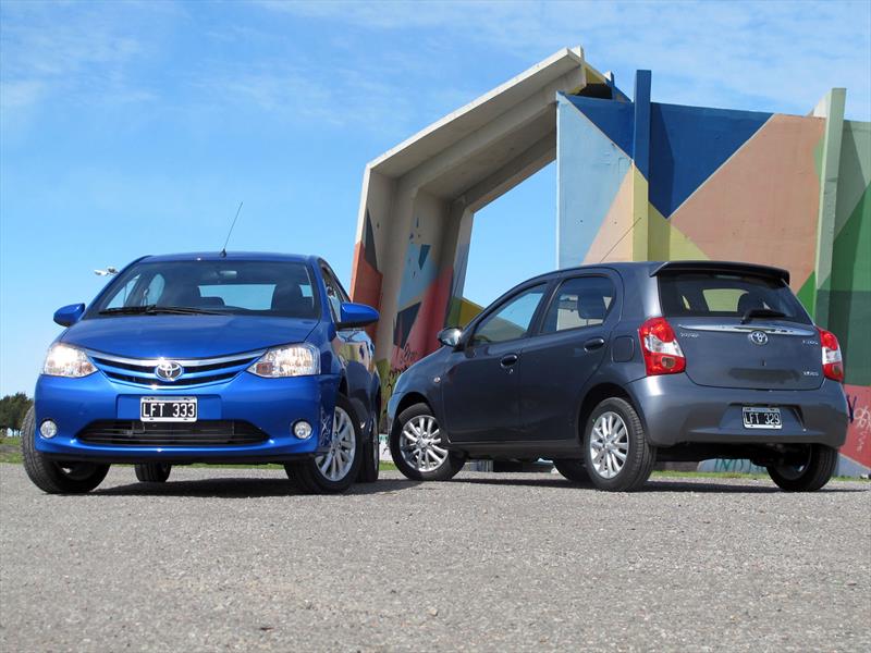 Prueba nuevo Toyota Etios
