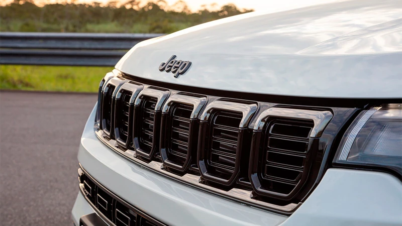 Jeep Compass Blackhawk