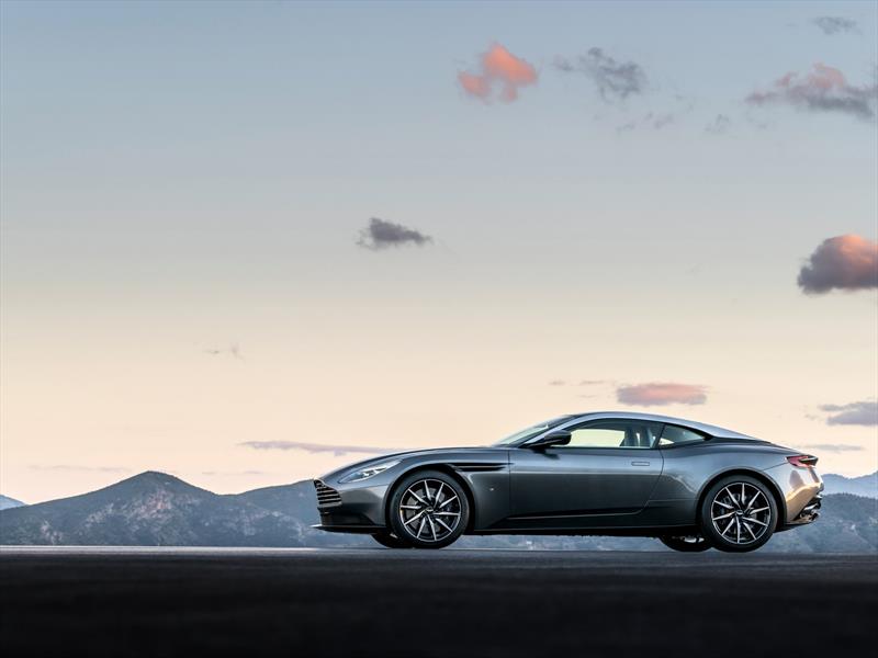 Aston Martin DB11